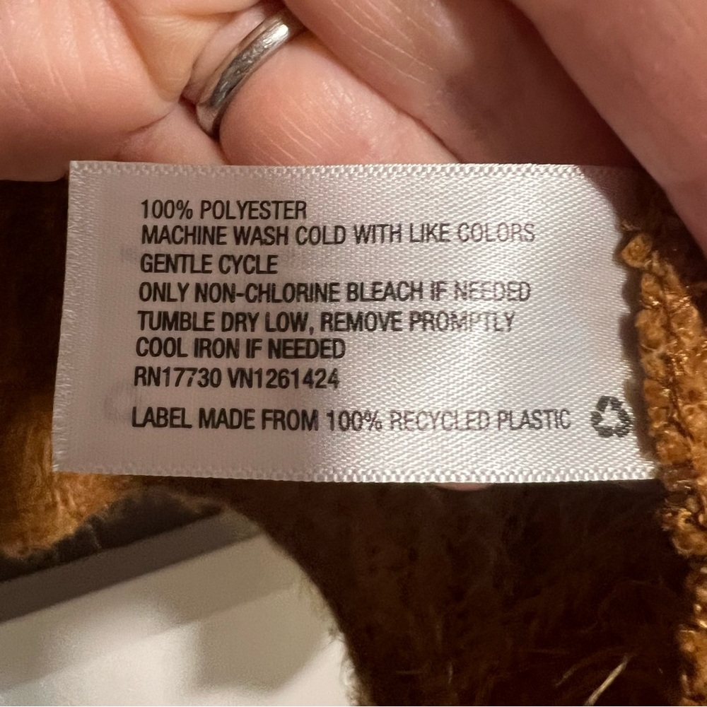 Open Front Rusty Gold Fluffy Cardigan - Picture 7 of 8